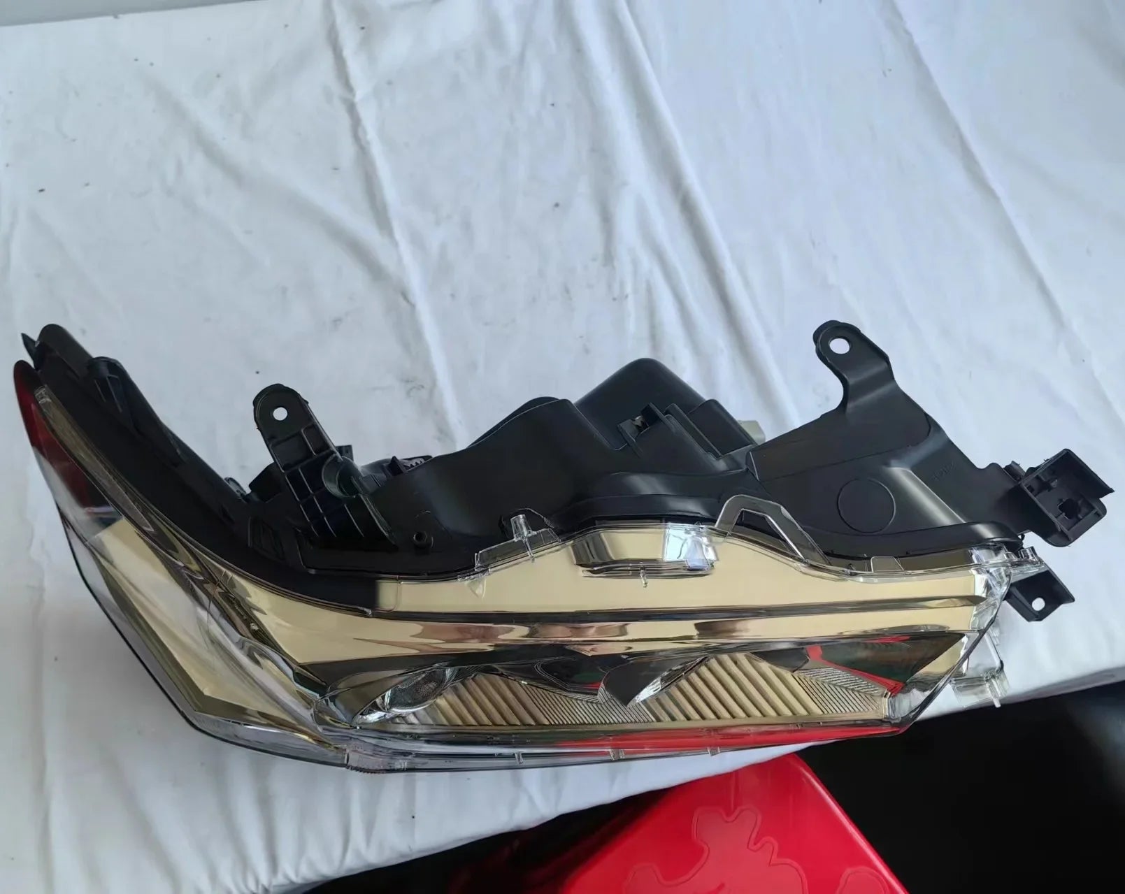 Headlights for Toyota Land Cruiser LC200 2016