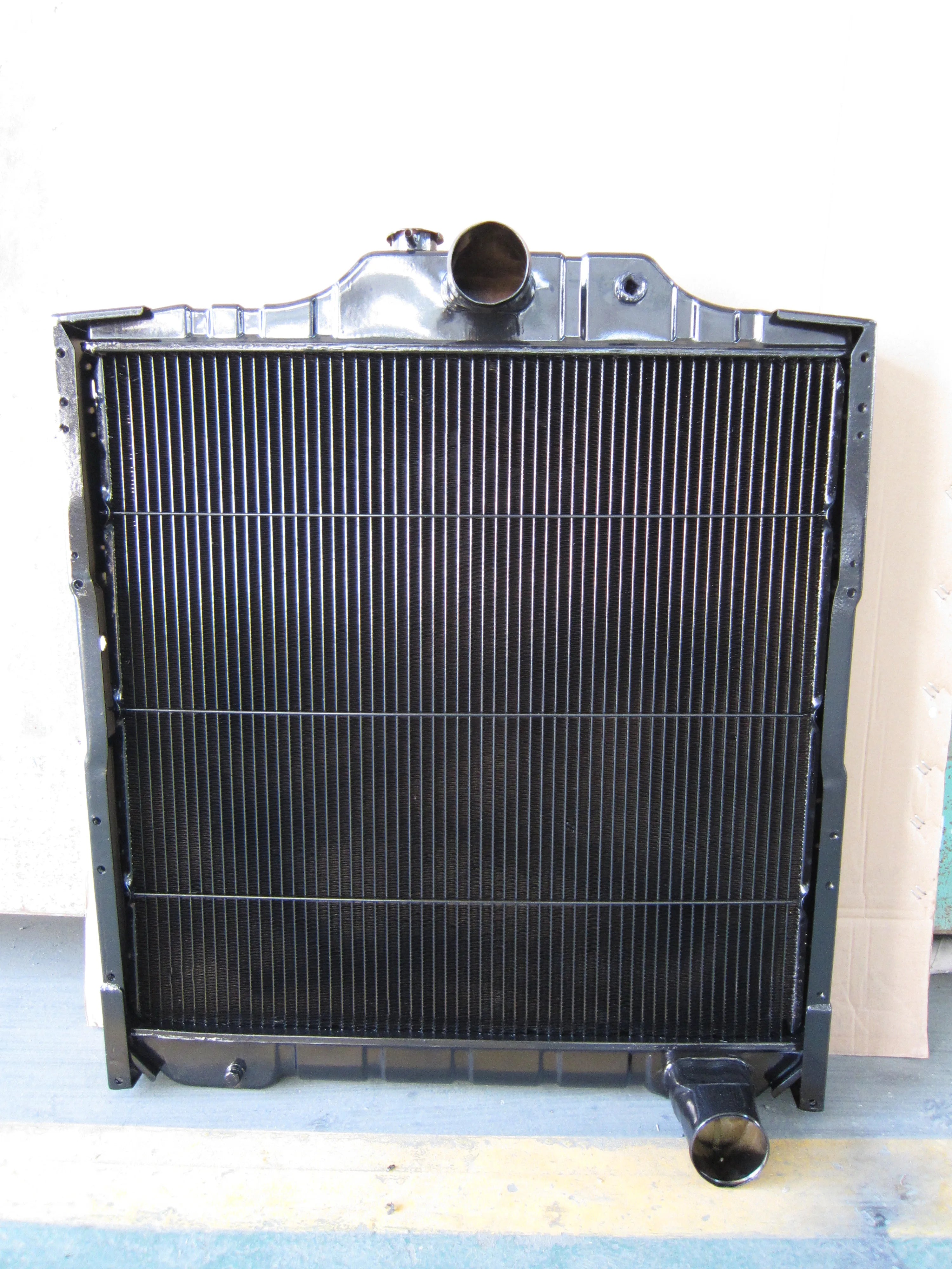 Radiator MC027194 MC029194 for Mitsubishi Super Great