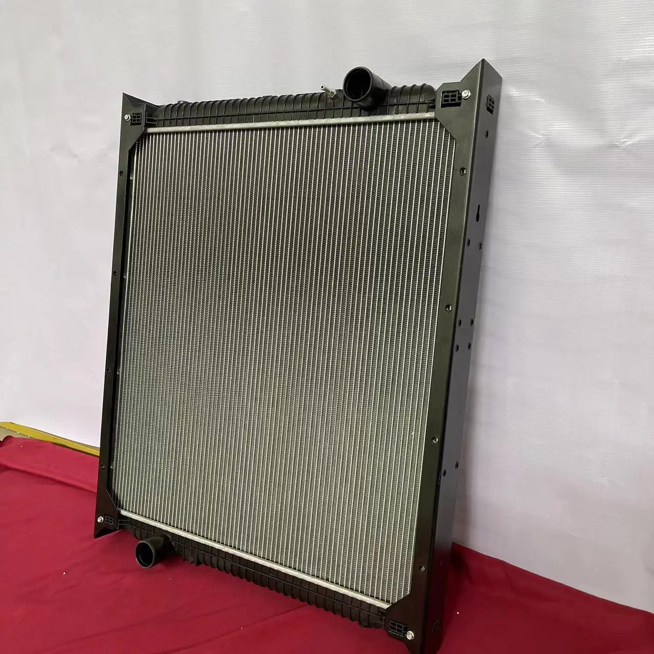 Radiator WG9719530270 Aluminum for Sinotruk Howo Trucks