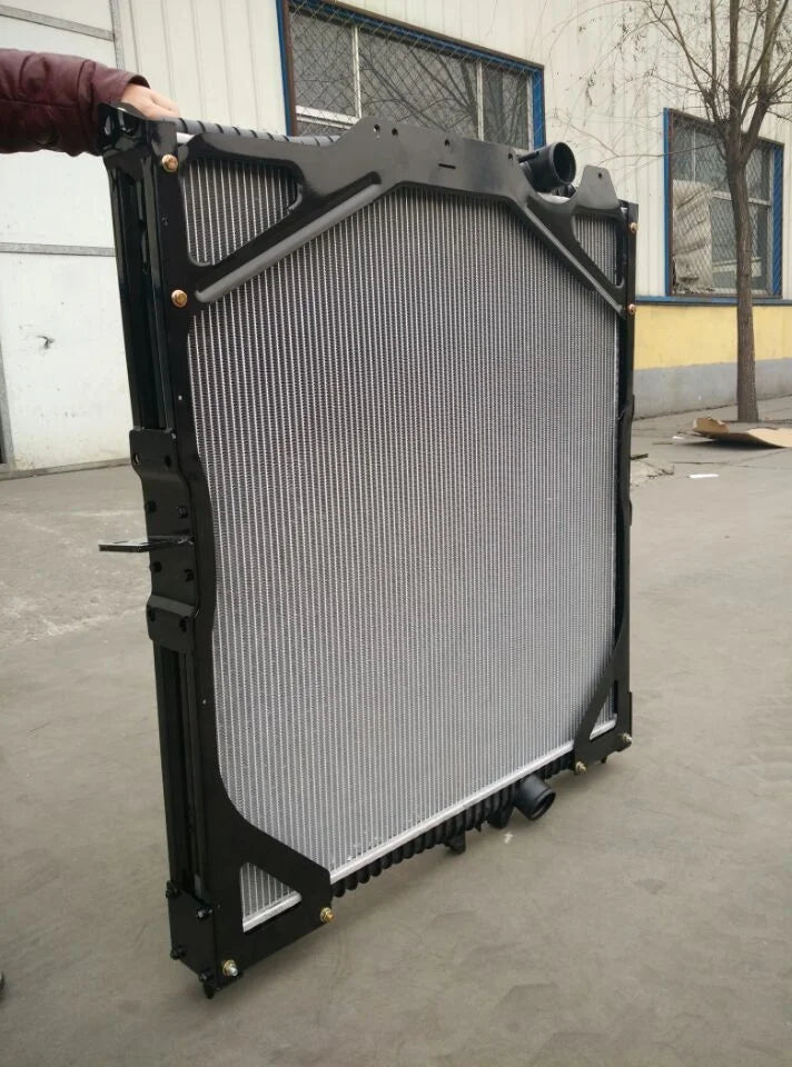Radiator 8500325 8149362 20536948 for Volvo FH12 420HP