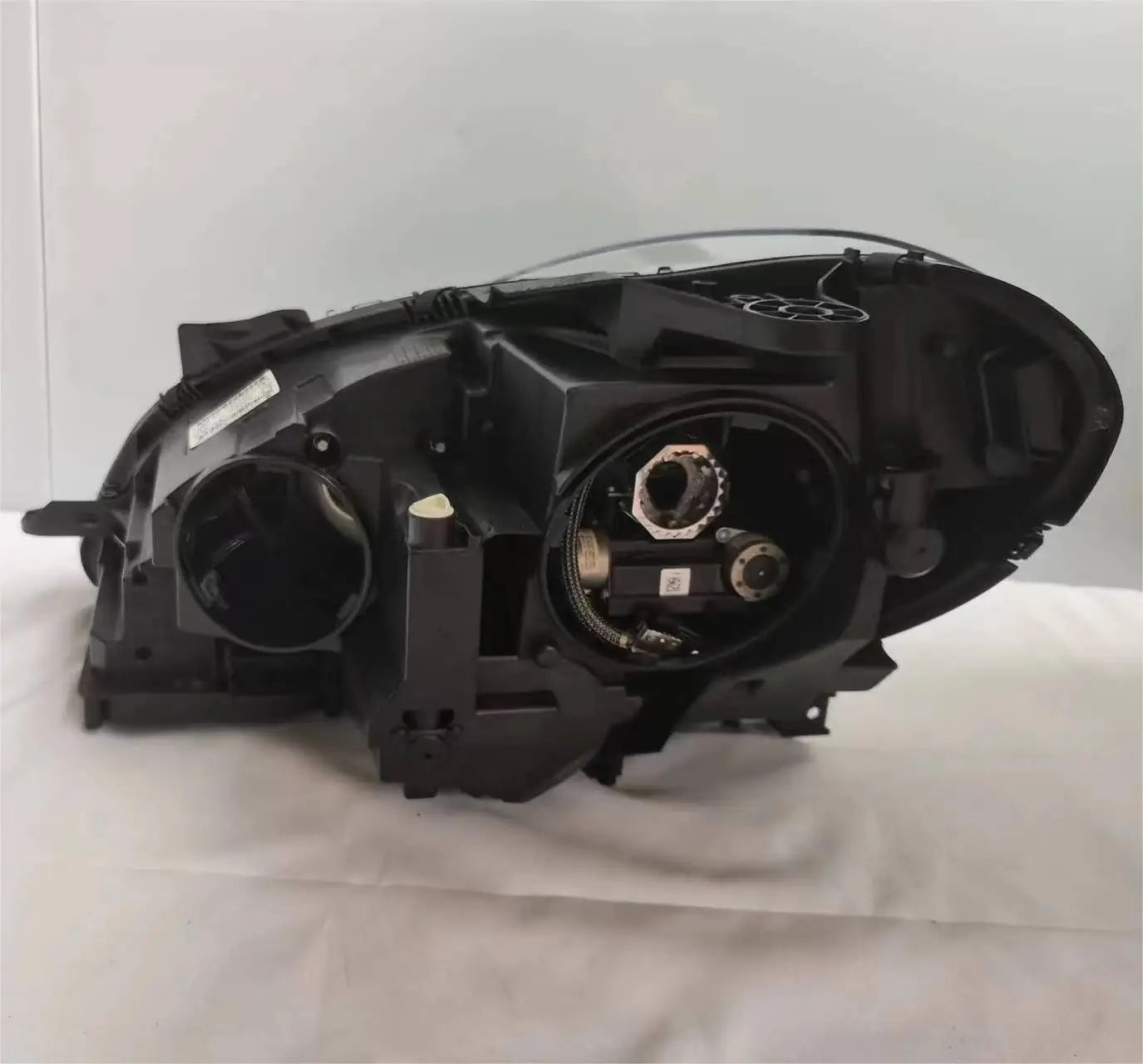 Front Headlamp A2048204439 for Benz C-Class W204 (2012-2017)