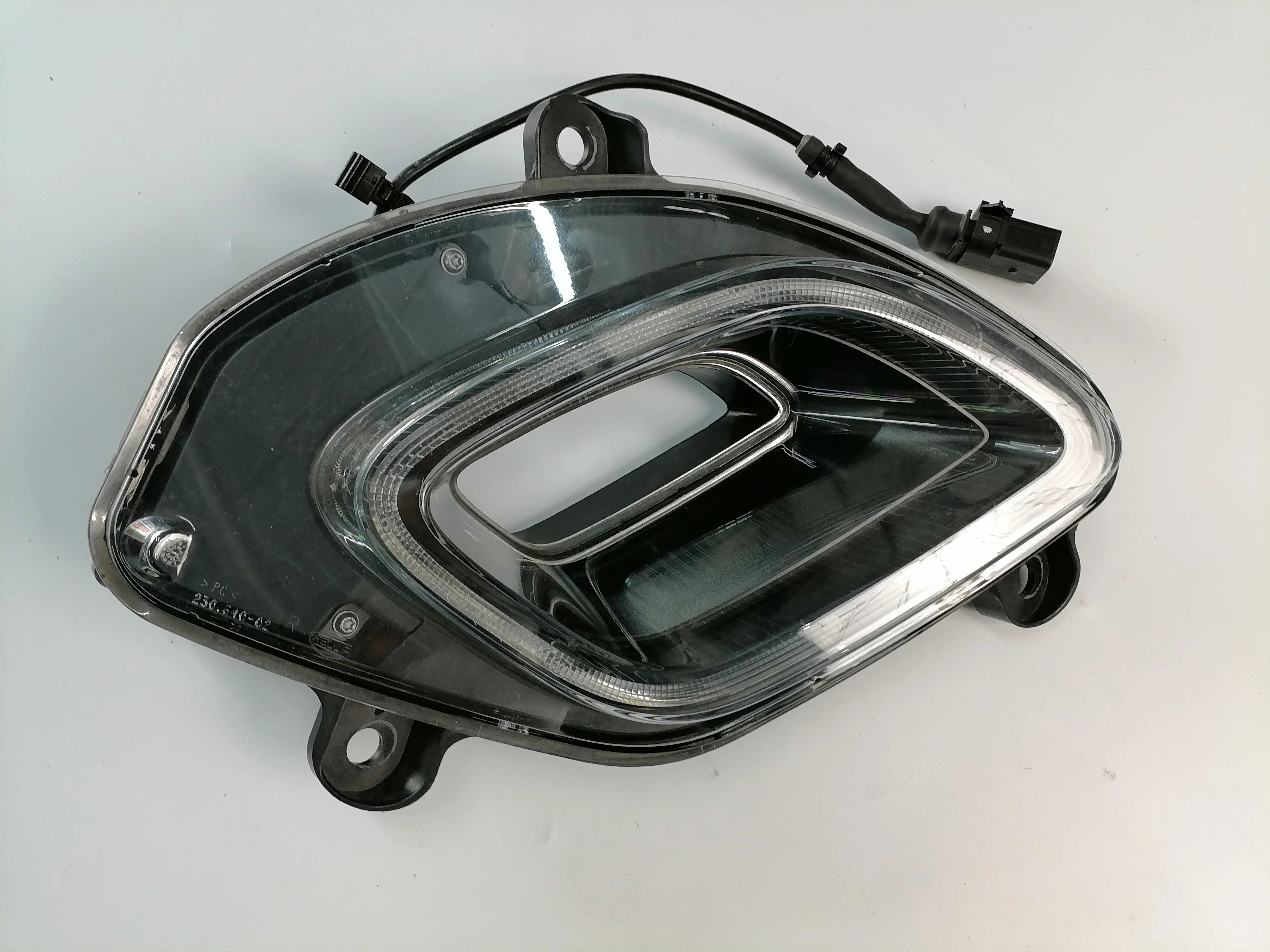 Left & Right Headlights MY83-15B243-AD / MY83-15B242-AD DBX