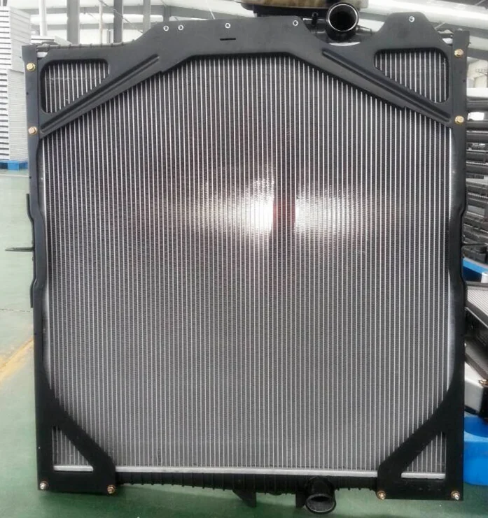 Radiator 8500325 8149362 20536948 for Volvo FH12 420HP