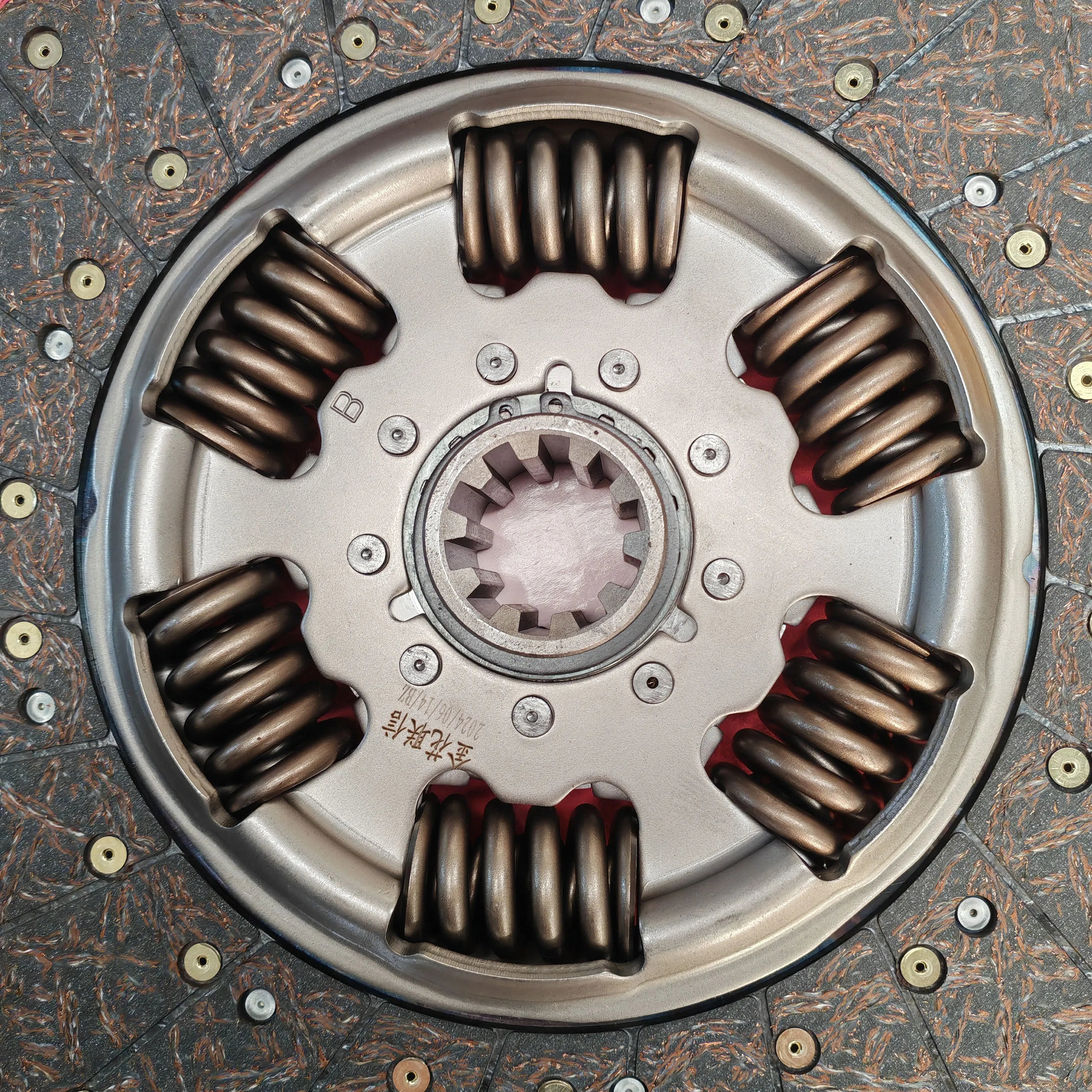 Isuzu NKR 4JB1 Clutch Kit 00886-60101 Exedy Disc 1994–2004