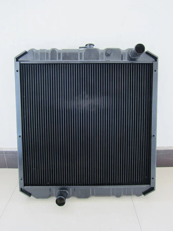 Radiator MC433496 ME293975 ME294377 ME298956 - Fuso Fighter