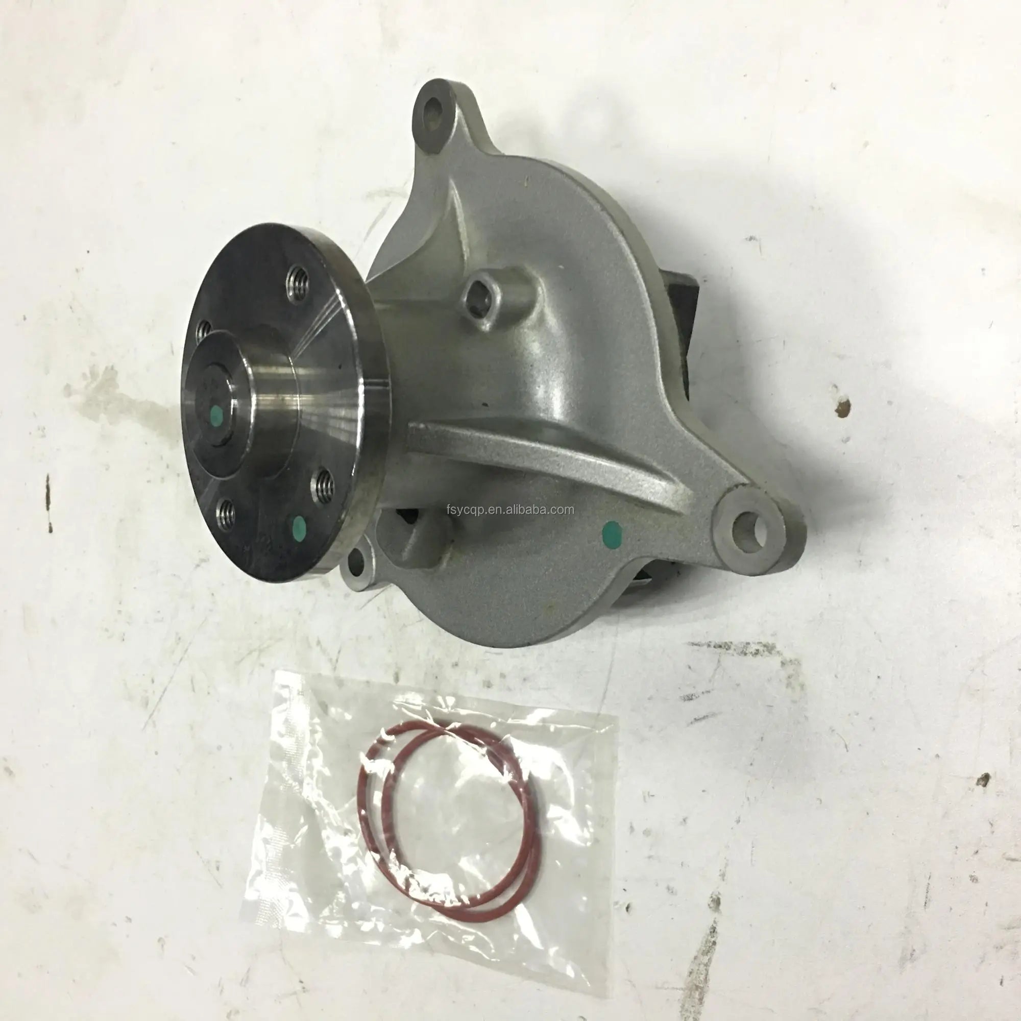 Water Pump 16100-E0451 for Hino 700 E13C for Truck Engines