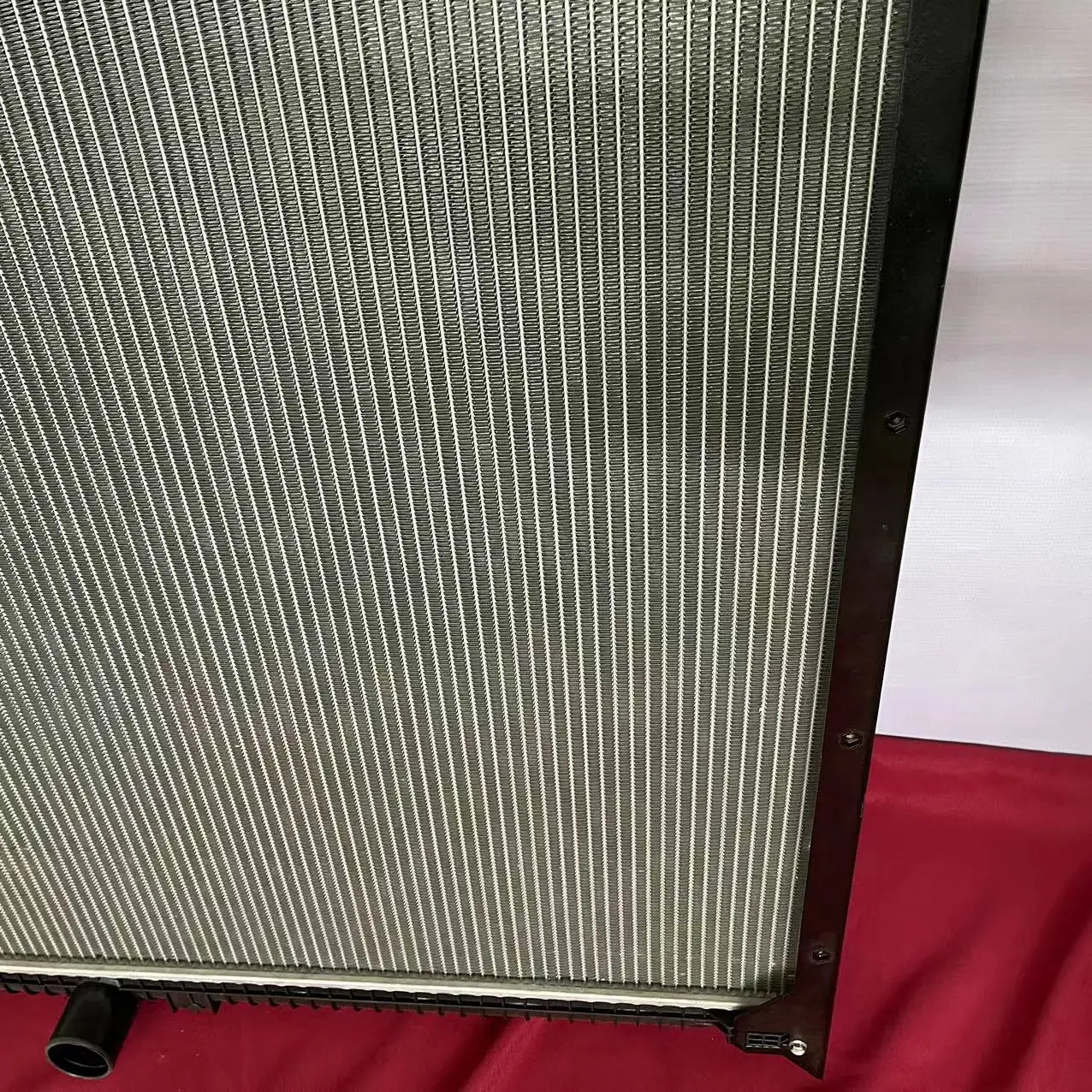 Radiator WG9719530270 Aluminum for Sinotruk Howo Trucks