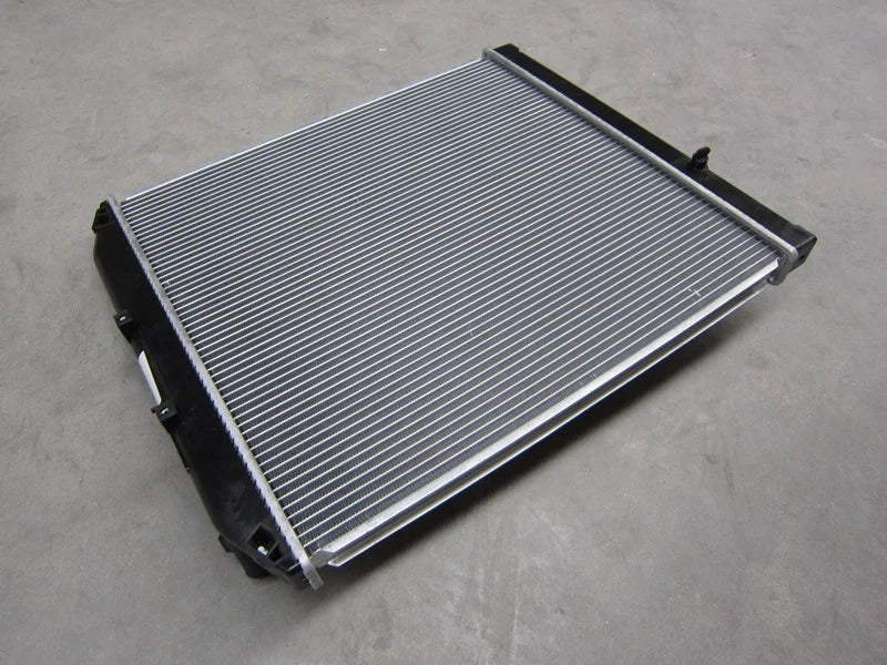 Radiator 16400-78100 16400-78101 for Hino Dutro 300 2005–18