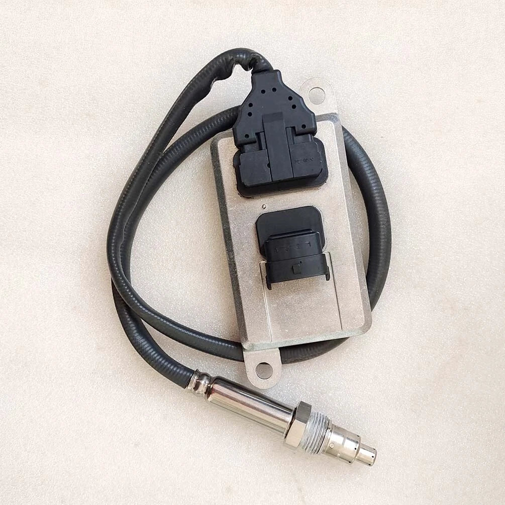 Nitrogen NOx Oxygen Sensor 5WK96675A / 2894940 for DAF (EU) (2013–2023)