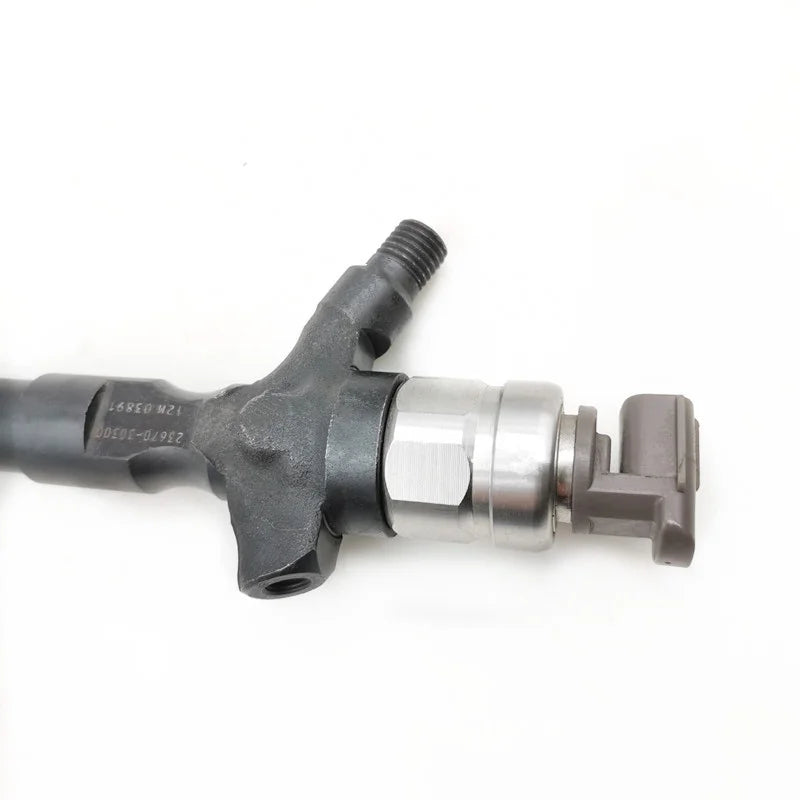 Fuel Injector 23670-30300 for Toyota Hilux Diesel 2005–2015