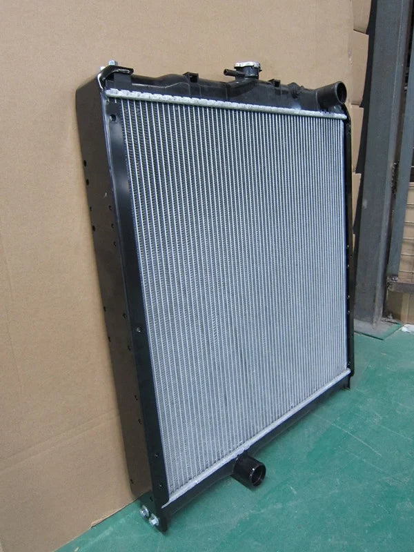 Radiator MC443350 ME294378 for Mitsubishi Fuso Fighter