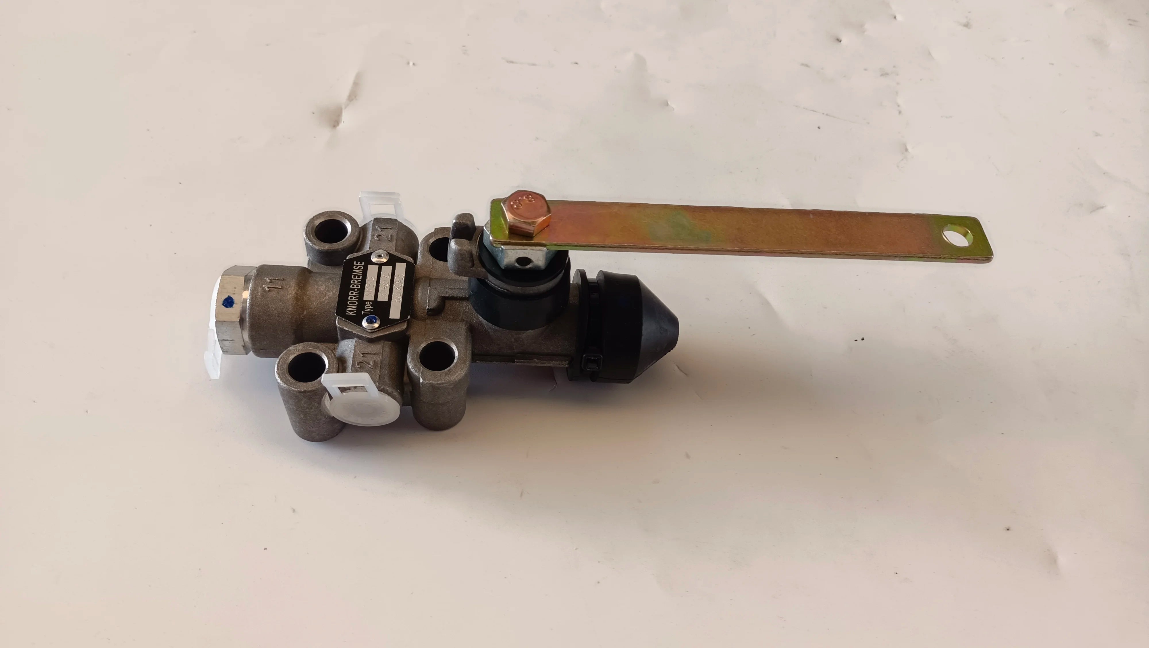 Truck Air Suspension Height Control Valve SV1304 OEM