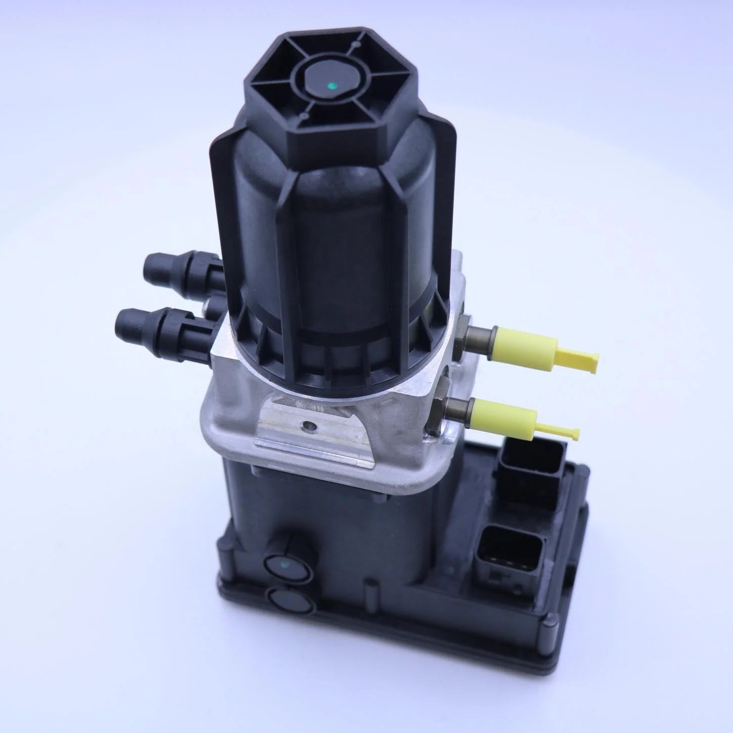 Mercedes-Benz AdBlue Pump A0001407878/A0001405378 2008–2021