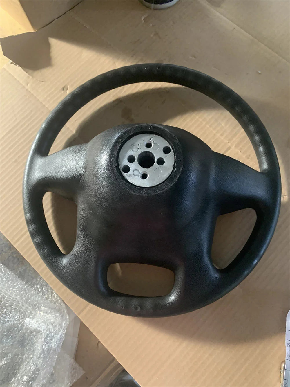 Steering Wheel WG9719470100 for SINOTRUK HOWO TH7 trucks - image 2