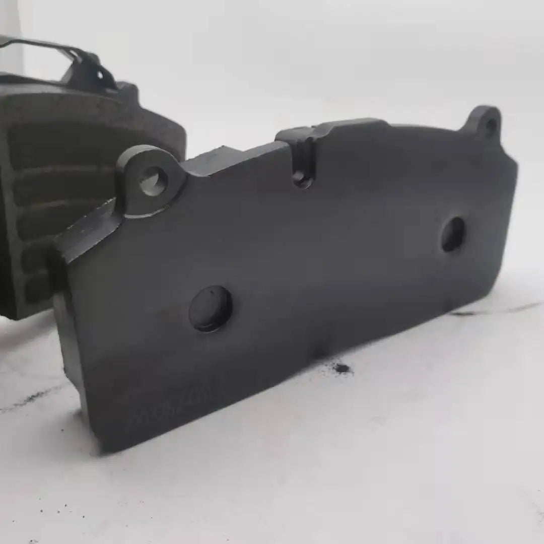 Toyota 04465-02220 Front Disc Brake Pad Kit