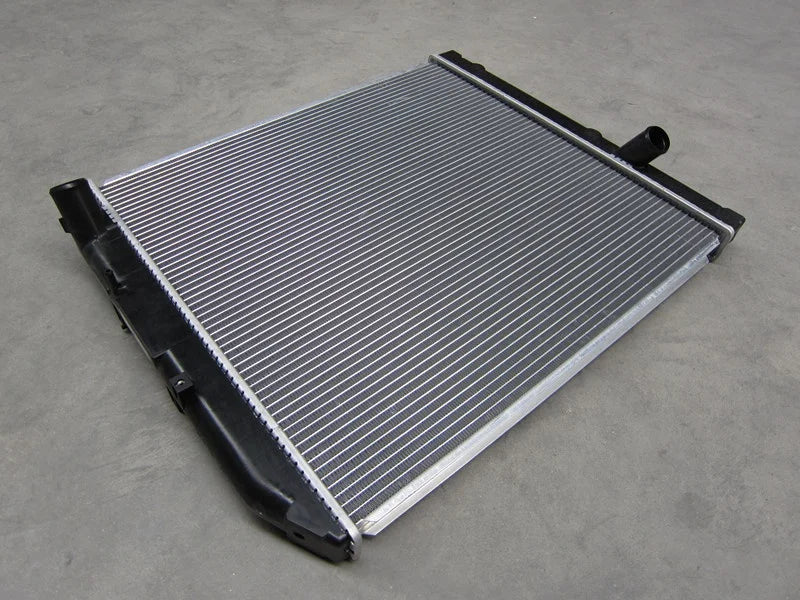 Radiator 16400-78100 16400-78101 for Hino Dutro 300 2005–18