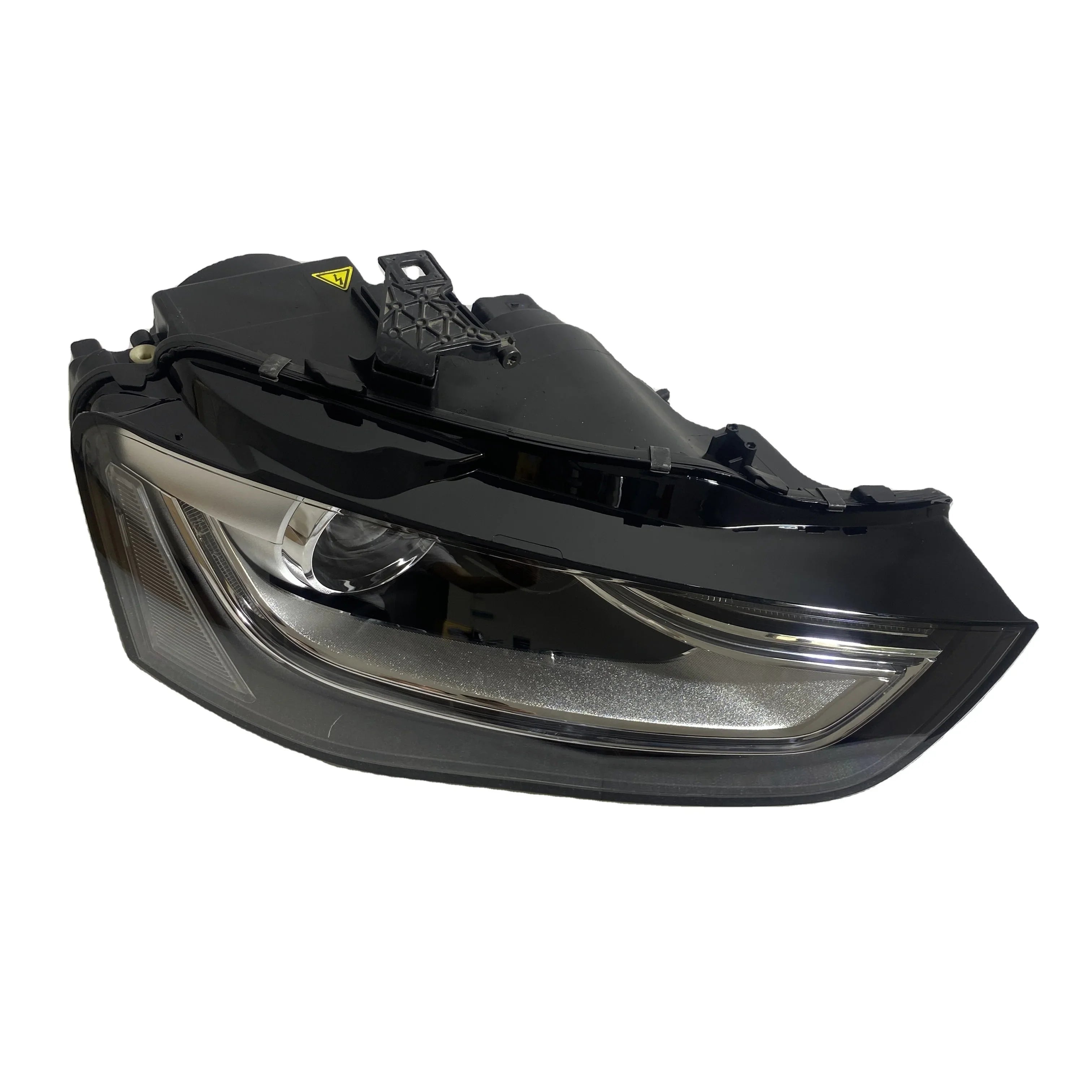 Plastic Head Lamp for Audi A4 B8 / B9 8K0 945 043/4 12V