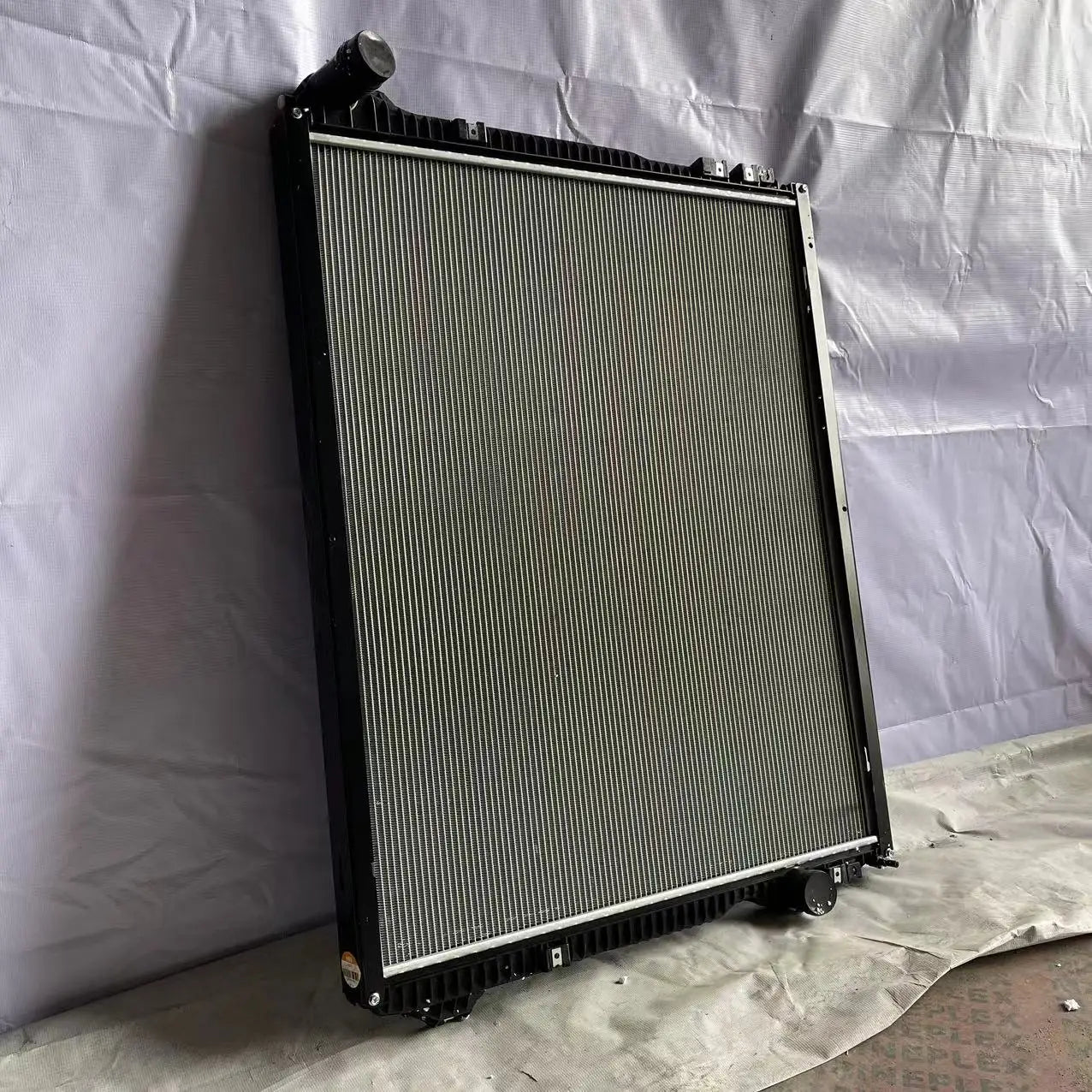 Water Radiator 2552201 2439722 for Euro 6 Trucks 2013–2020