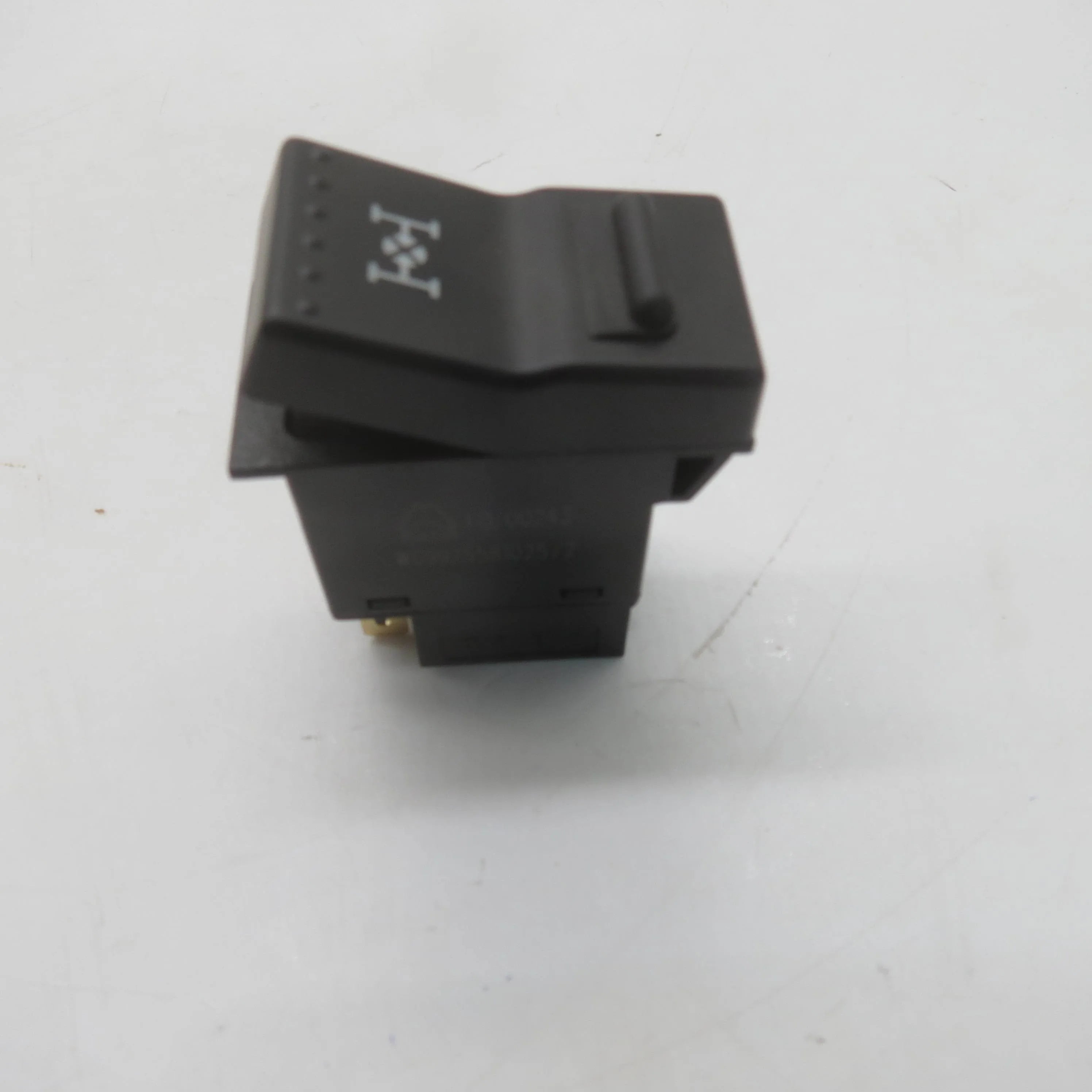 Differential Lock Switch WG9925581025 for SINOTRUK HOWO axle controls - image 5