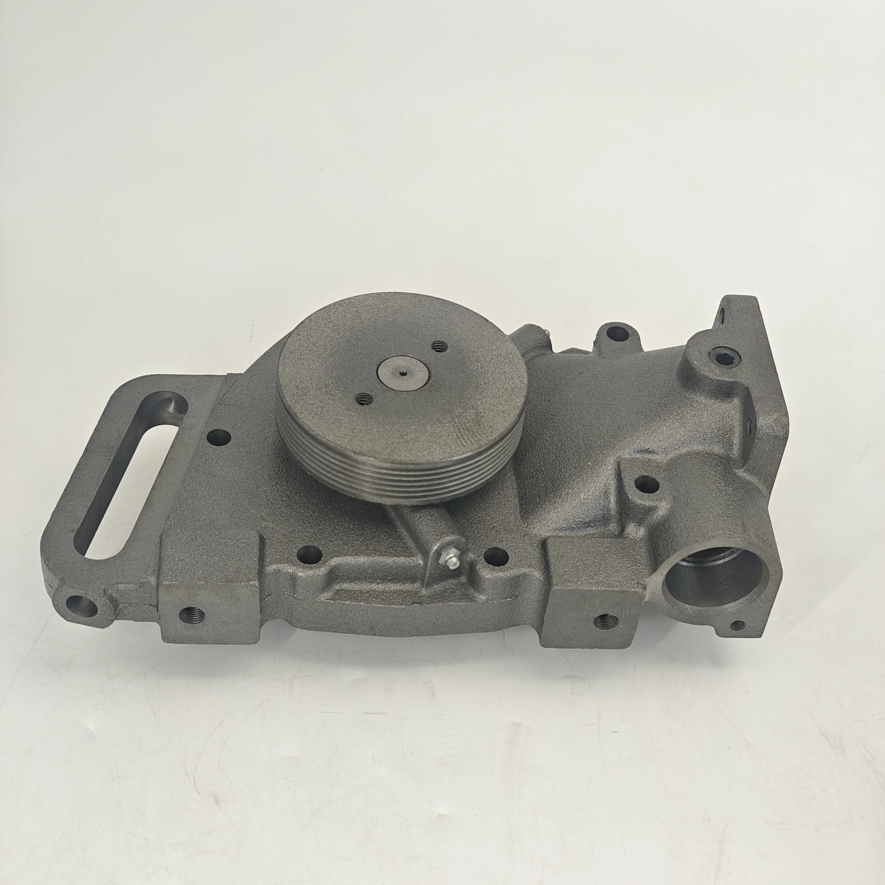 NT855 NTA855 Diesel Engine Parts 3024386 Water Pump for Cummins